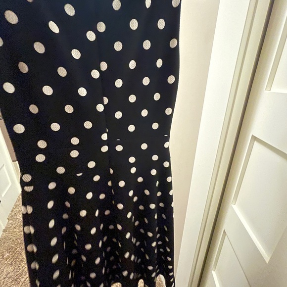 Spring wedding season is coming Never worn JosephRibkoff short black dress - Picture 4 of 9